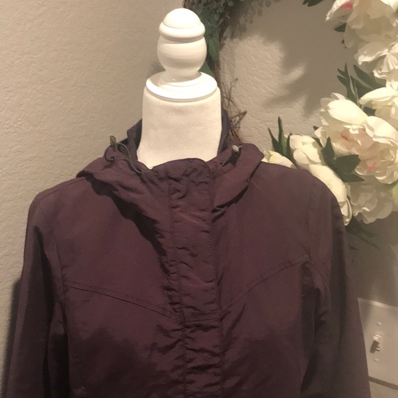 Eddie Bauer lightweight/rain jacket - Picture 5 of 9